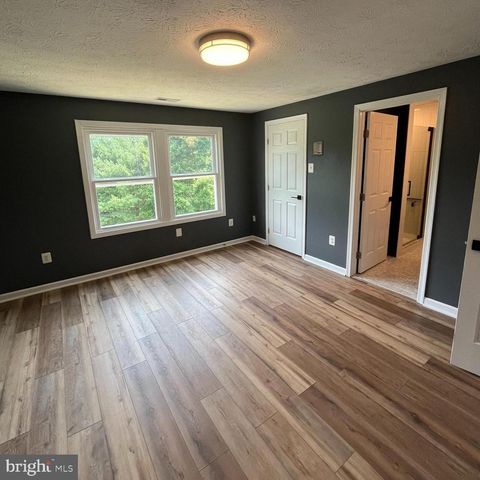 7807 EDMUNDS, Elkridge, MD 21075