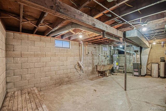 5330 E Vienna Road, Clio, MI 48420