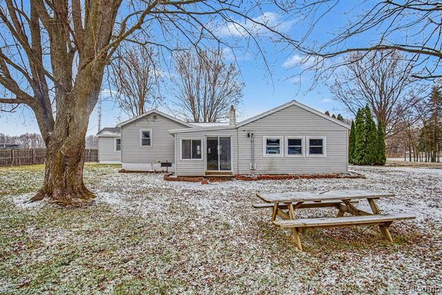 5330 E Vienna Road, Clio, MI 48420