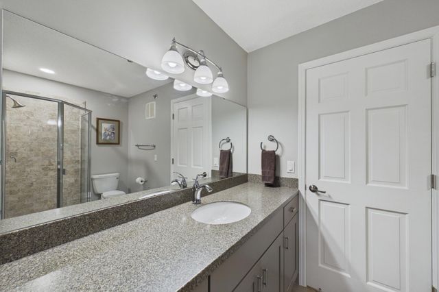7400 Edinborough Way 5103, Edina, MN 55435