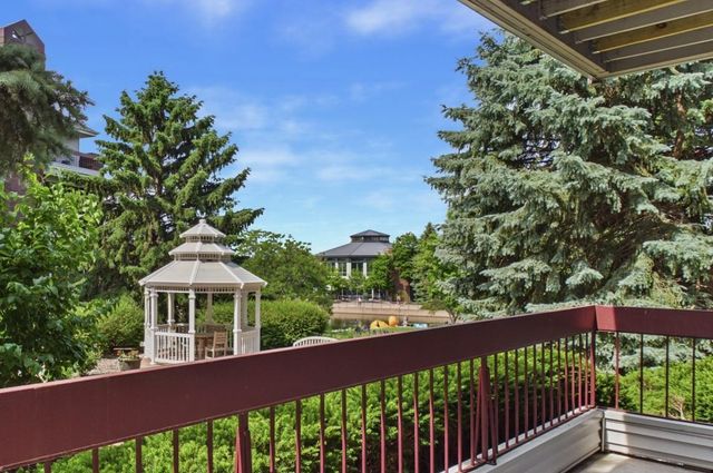 7400 Edinborough Way 5103, Edina, MN 55435