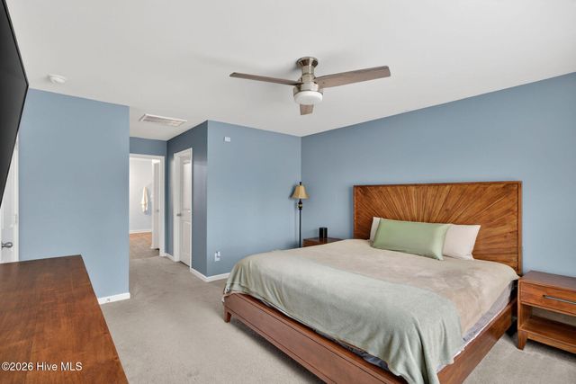 569 Draymore Drive NE, Leland, NC 28451