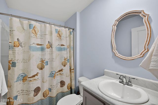 569 Draymore Drive NE, Leland, NC 28451