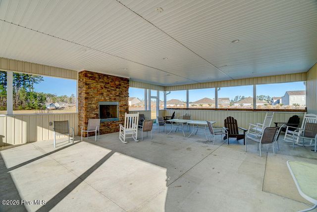 569 Draymore Drive NE, Leland, NC 28451