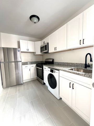 1146 N Lawndale Avenue 2, Chicago, IL 60651