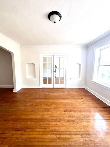 1146 N Lawndale Avenue 2, Chicago, IL 60651