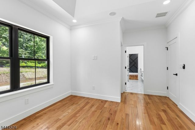 170 Johnston Drive Ext, Watchung Boro, NJ 07069