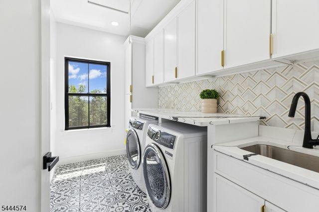 170 Johnston Drive Ext, Watchung Boro, NJ 07069