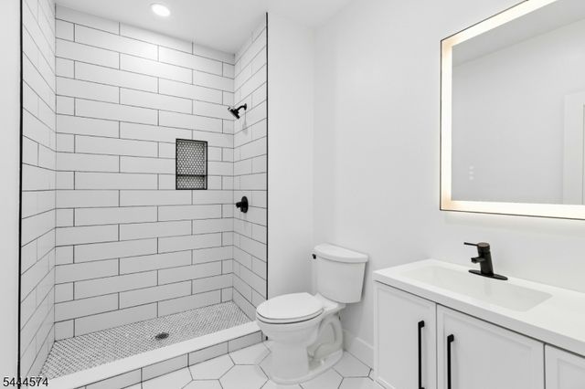 170 Johnston Drive Ext, Watchung Boro, NJ 07069