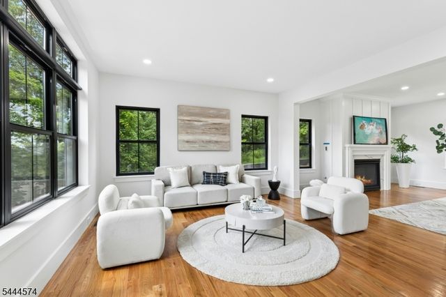 170 Johnston Drive Ext, Watchung Boro, NJ 07069