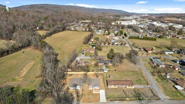 320 12th Avenue, Dayton, TN 37321