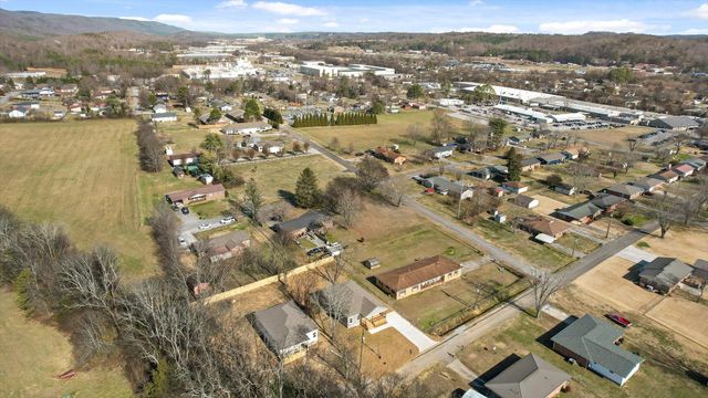 320 12th Avenue, Dayton, TN 37321