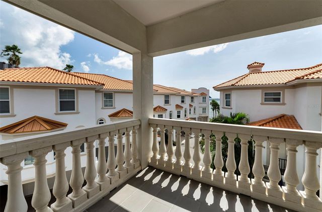 1340 BAYSHORE BOULEVARD 304, Dunedin, FL 34698