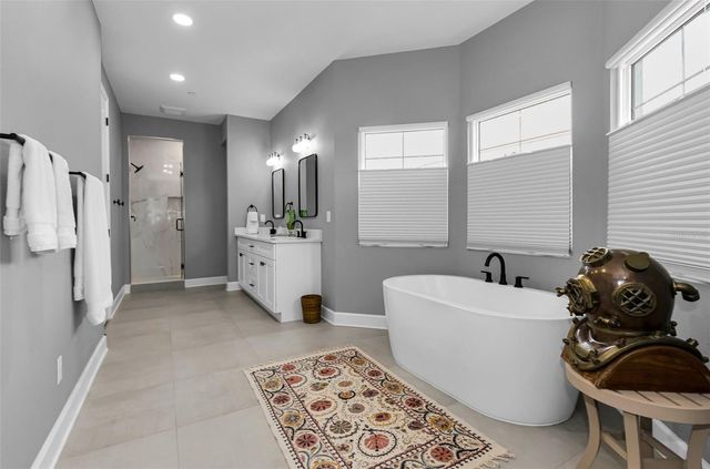 1340 BAYSHORE BOULEVARD 304, Dunedin, FL 34698