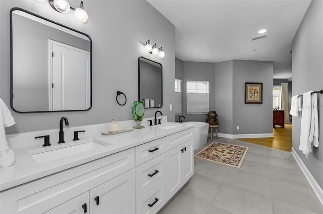 1340 BAYSHORE BOULEVARD 304, Dunedin, FL 34698