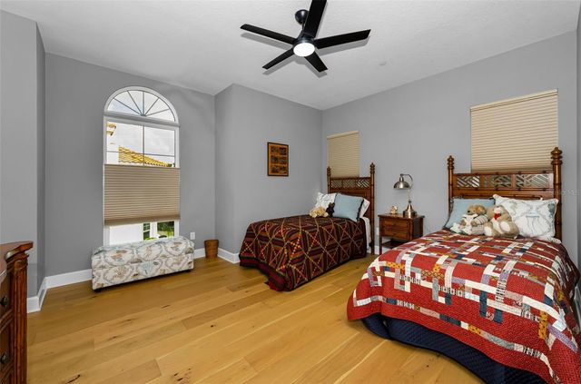 1340 BAYSHORE BOULEVARD 304, Dunedin, FL 34698