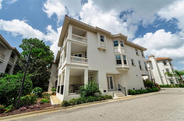 1340 BAYSHORE BOULEVARD 304, Dunedin, FL 34698