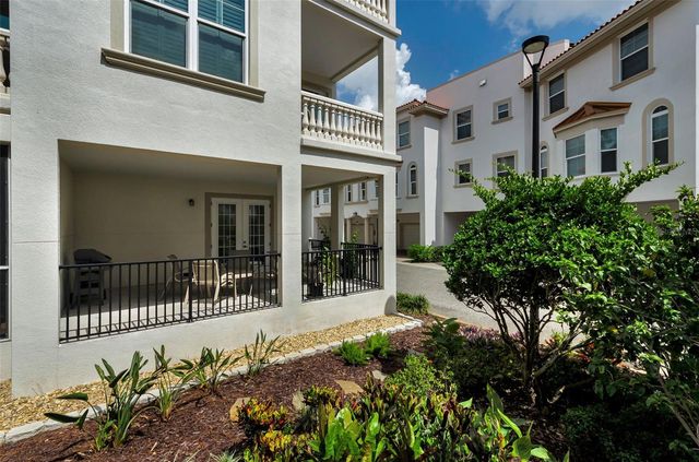 1340 BAYSHORE BOULEVARD 304, Dunedin, FL 34698