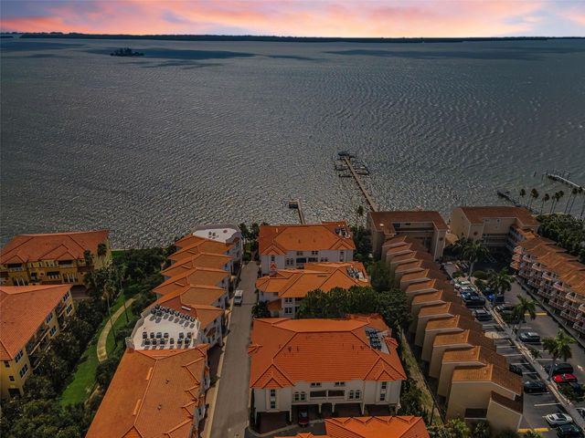 1340 BAYSHORE BOULEVARD 304, Dunedin, FL 34698