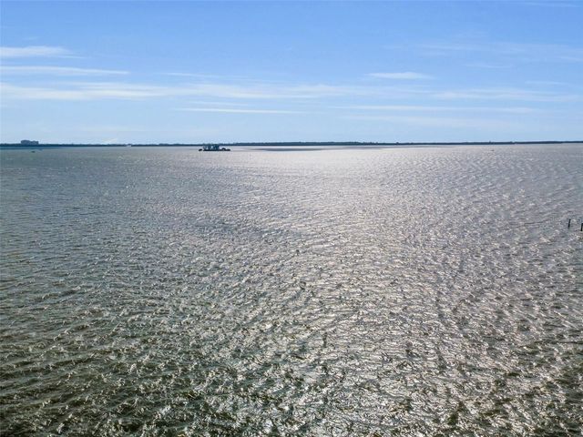 1340 BAYSHORE BOULEVARD 304, Dunedin, FL 34698