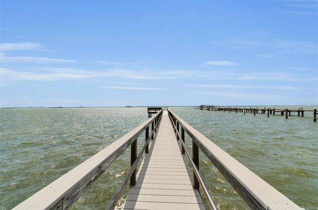 1340 BAYSHORE BOULEVARD 304, Dunedin, FL 34698