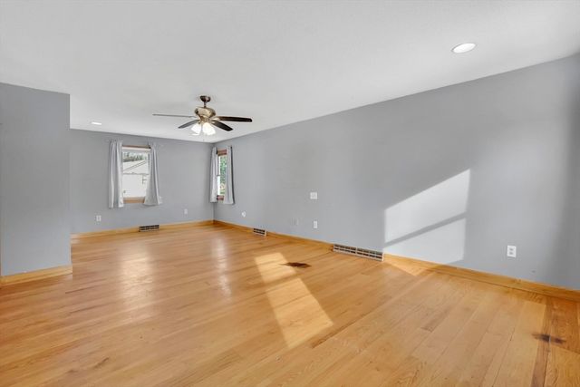 153 Prospect St Ext, Westfield, MA 01085