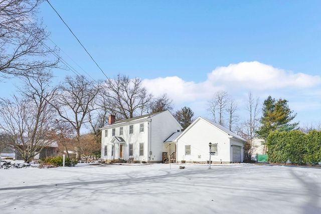 153 Prospect St Ext, Westfield, MA 01085