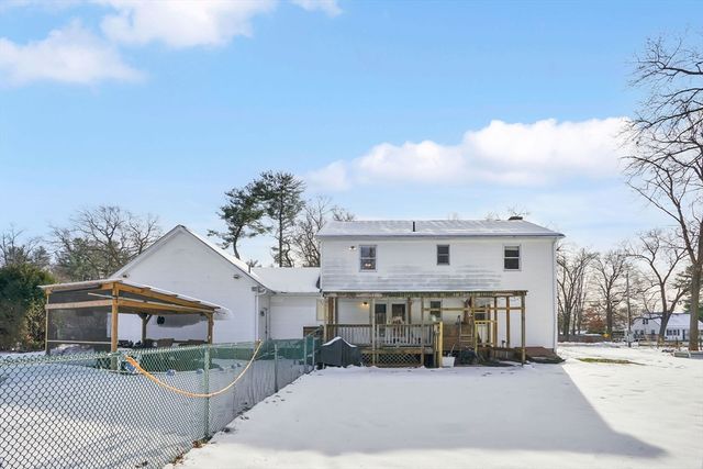 153 Prospect St Ext, Westfield, MA 01085