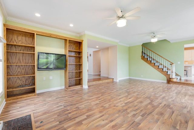 10711 Bull Valley DRIVE, Woodstock, IL 60098