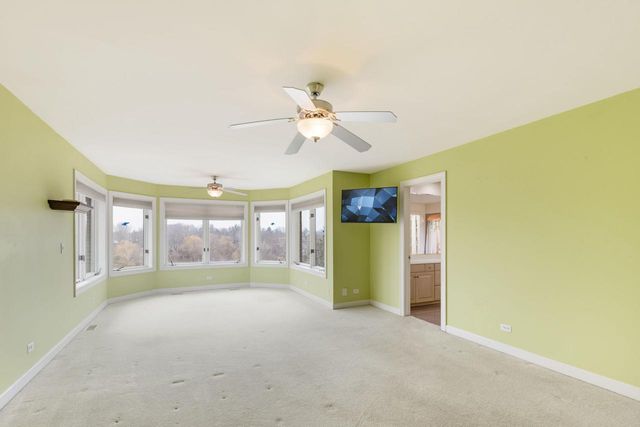 10711 Bull Valley DRIVE, Woodstock, IL 60098