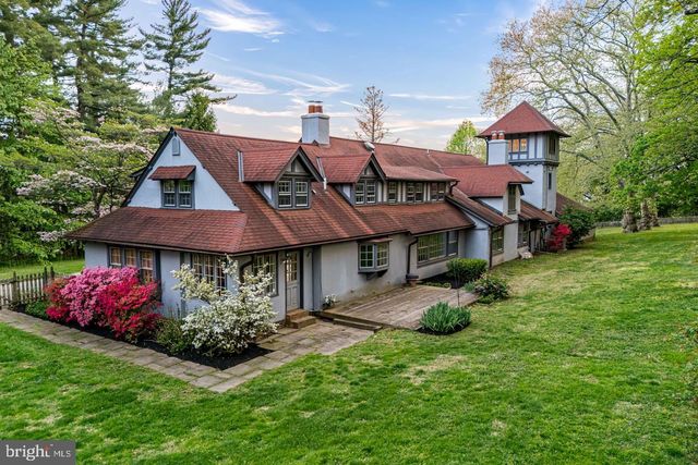 461 S ROBERTS RD, Bryn Mawr, PA 19010