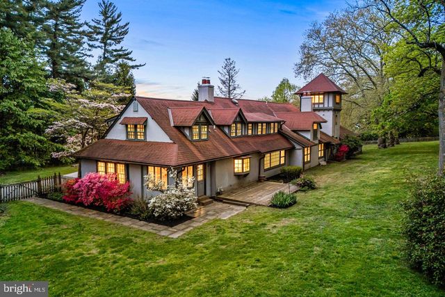 461 S ROBERTS RD, Bryn Mawr, PA 19010