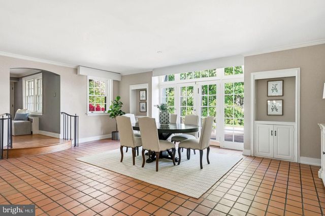 461 S ROBERTS RD, Bryn Mawr, PA 19010