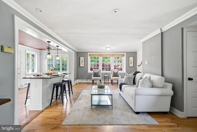 461 S ROBERTS RD, Bryn Mawr, PA 19010
