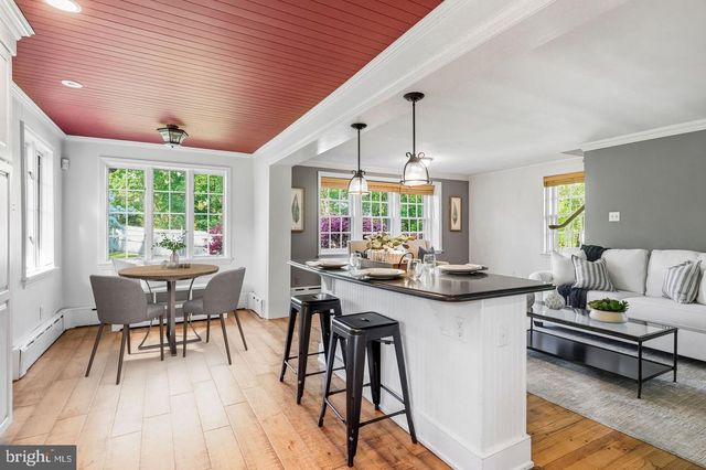 461 S ROBERTS RD, Bryn Mawr, PA 19010