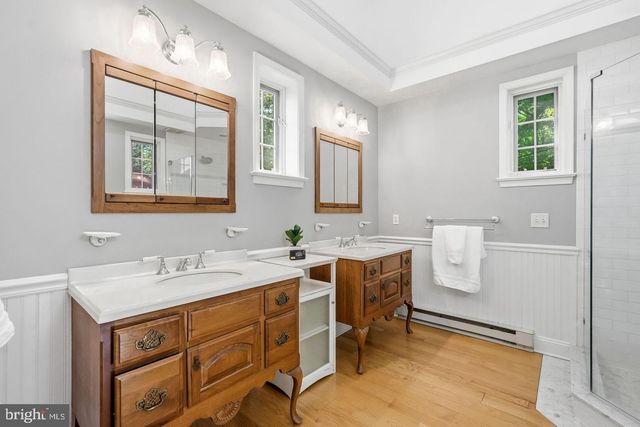 461 S ROBERTS RD, Bryn Mawr, PA 19010