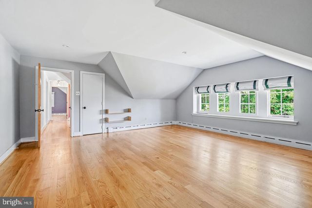 461 S ROBERTS RD, Bryn Mawr, PA 19010