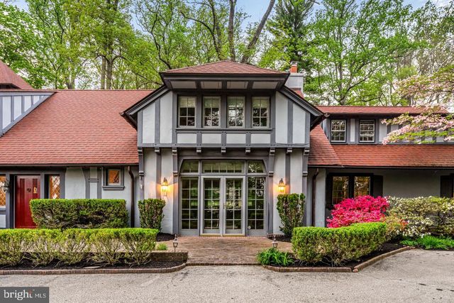 461 S ROBERTS RD, Bryn Mawr, PA 19010