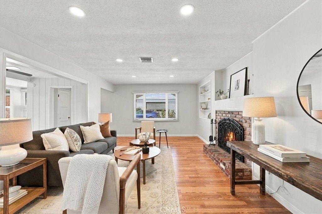 5928 E The Toledo, Long Beach, CA 90803 — photo 3