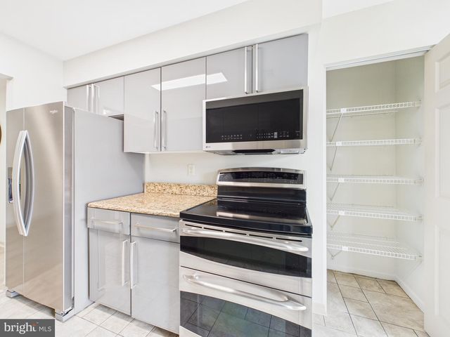 10531 STONINGTON LN, Manassas, VA 20109