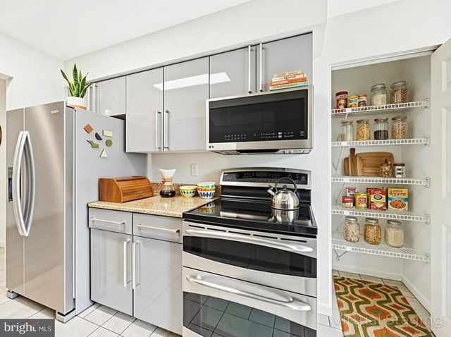 10531 STONINGTON LN, Manassas, VA 20109