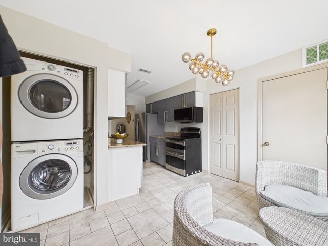 10531 STONINGTON LN, Manassas, VA 20109