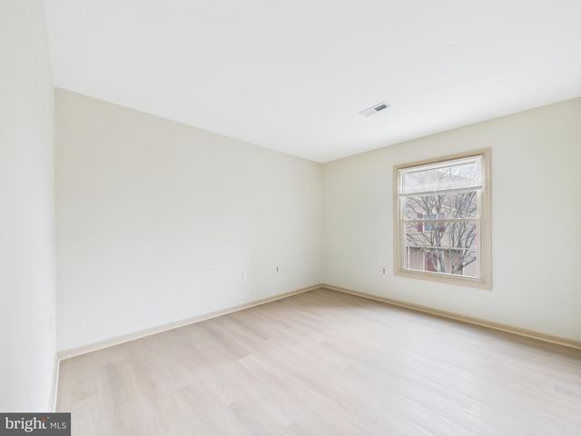 10531 STONINGTON LN, Manassas, VA 20109