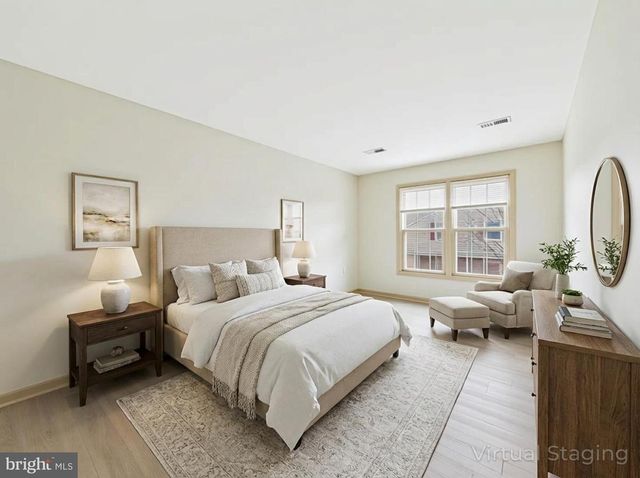 10531 STONINGTON LN, Manassas, VA 20109