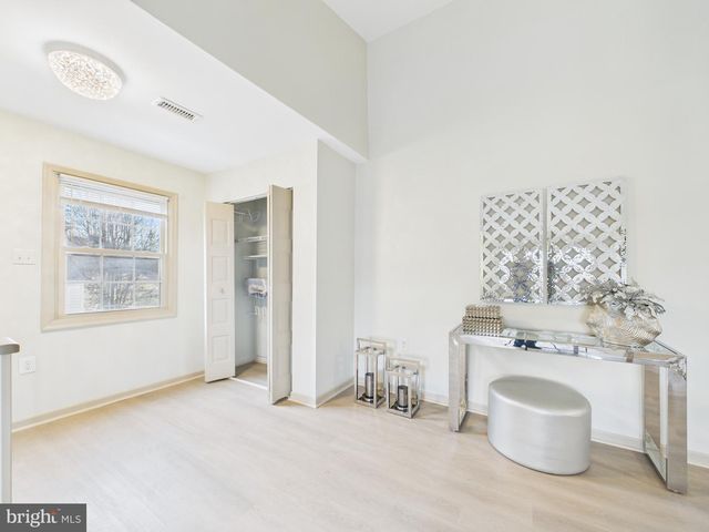 10531 STONINGTON LN, Manassas, VA 20109