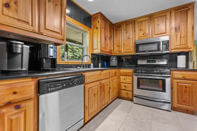 629 Acr 1215, Grapeland, TX 75844