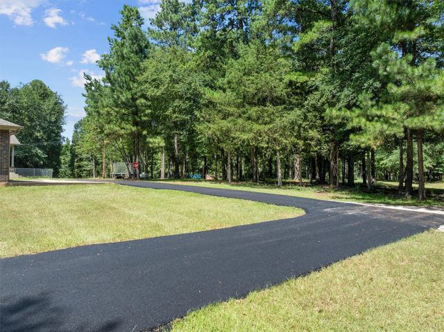 629 Acr 1215, Grapeland, TX 75844