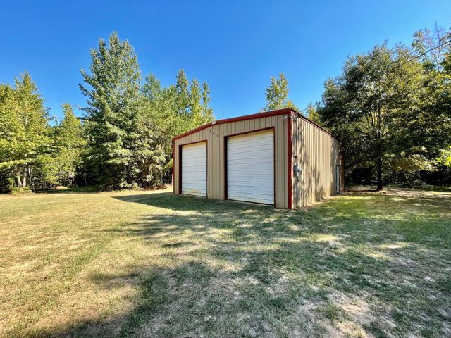 629 Acr 1215, Grapeland, TX 75844