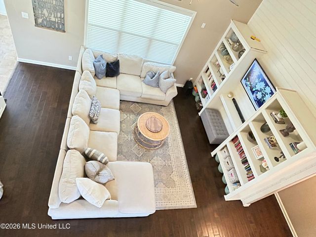 7458 Featherston Cove, Olive Branch, MS 38654