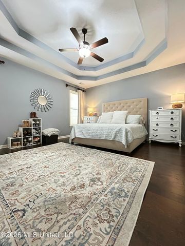 7458 Featherston Cove, Olive Branch, MS 38654